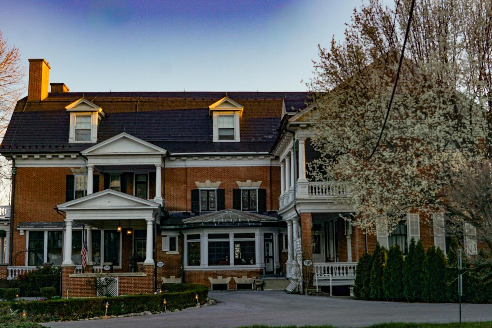 Mercersburg Inn Kültér fotó